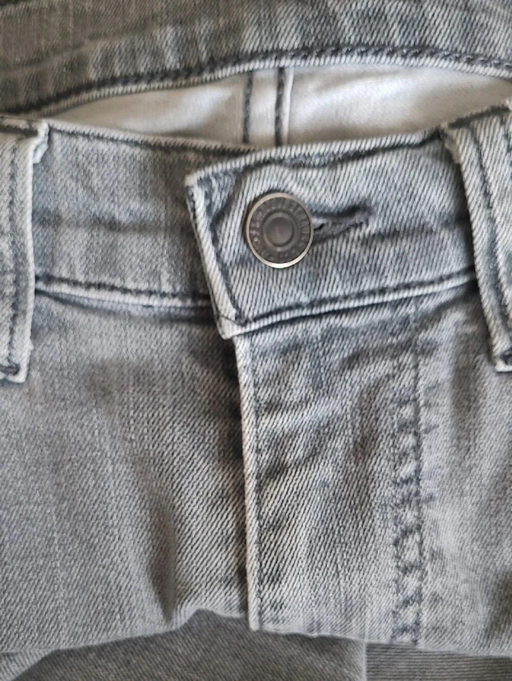 Levi's Men’s Light Wash Relaxed Straight Jeans